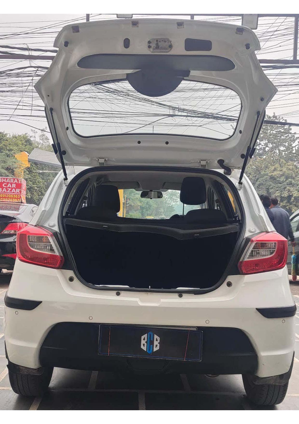 TATA TIAGO XZA 1.2 AUTOMATIC PETROL (2019)