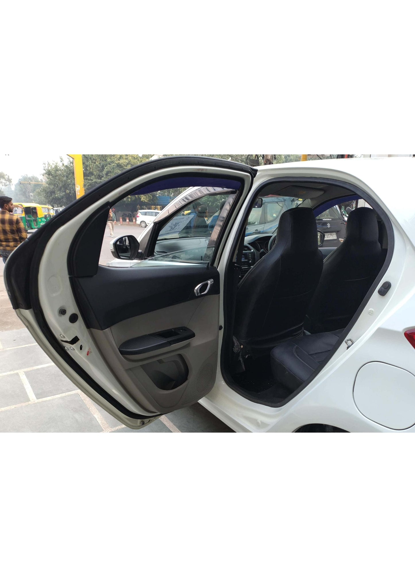 TATA TIAGO XZ 1.2 PETROL (2016)