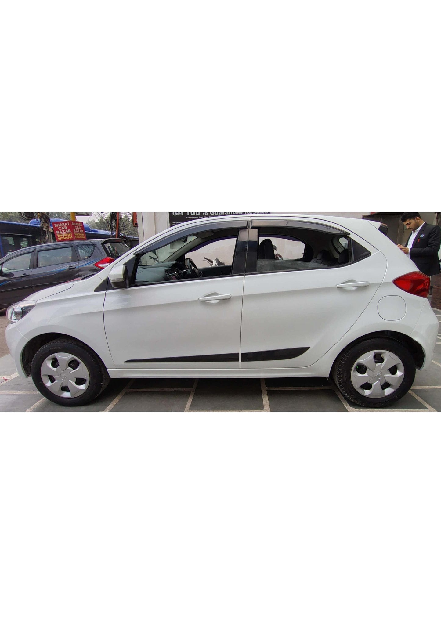 TATA TIAGO XZ 1.2 PETROL (2016)