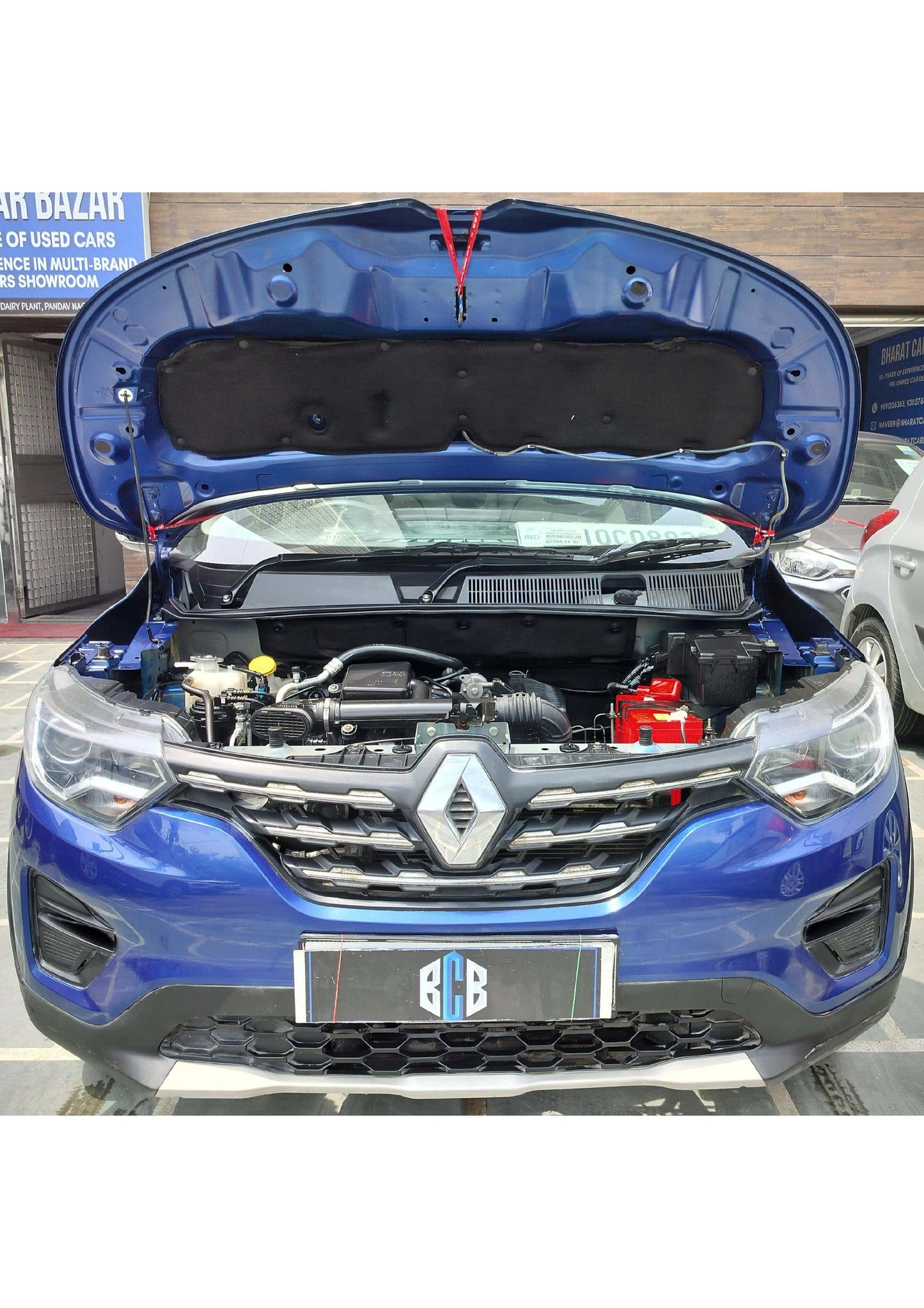 12,000 KMS RENAULT TRIBER RXT PETROL (2021)