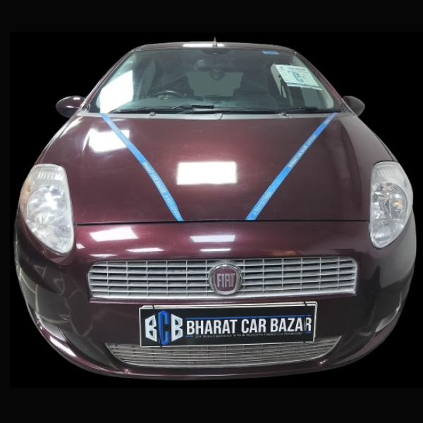 30,000 KMS FIAT PUNTO EMOTION PETROL (2014)