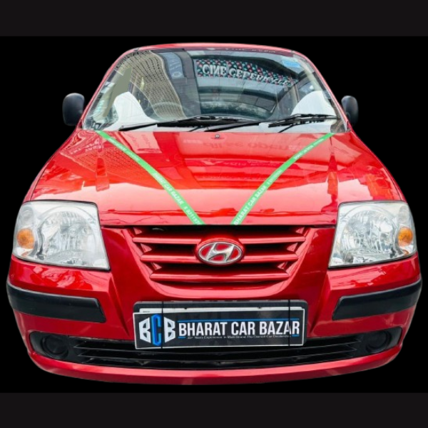 39,000 KMS HYUNDAI SANTRO GL PETROL (2013)