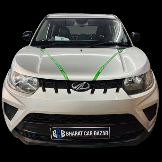 20,000 KMS MAHINDRA KUV 100 K2 6STR PETROL (2017)