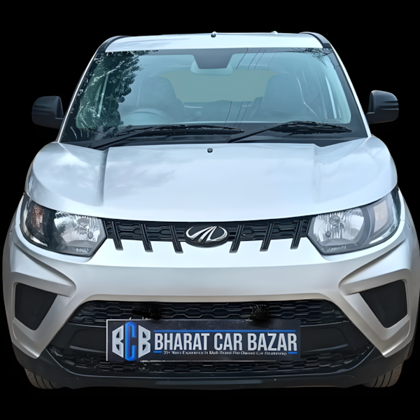 20,000 KMS MAHINDRA KUV 100 K2 PETROL (2017)