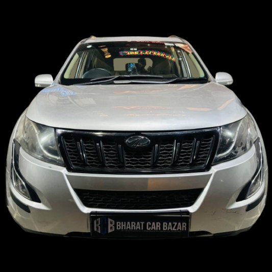 MAHINDRA XUV W10 DIESEL (2016)