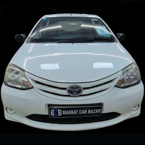 24,000 KMS TOYOTA ETIOS LIVA 1.2 J PETROL (2013)