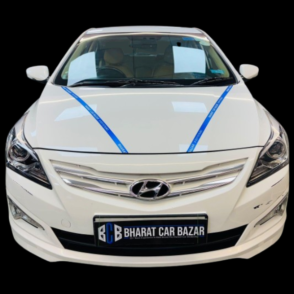 8,000 KMS HYUNDAI VERNA 1.6 SX (O) PETROL (2015)