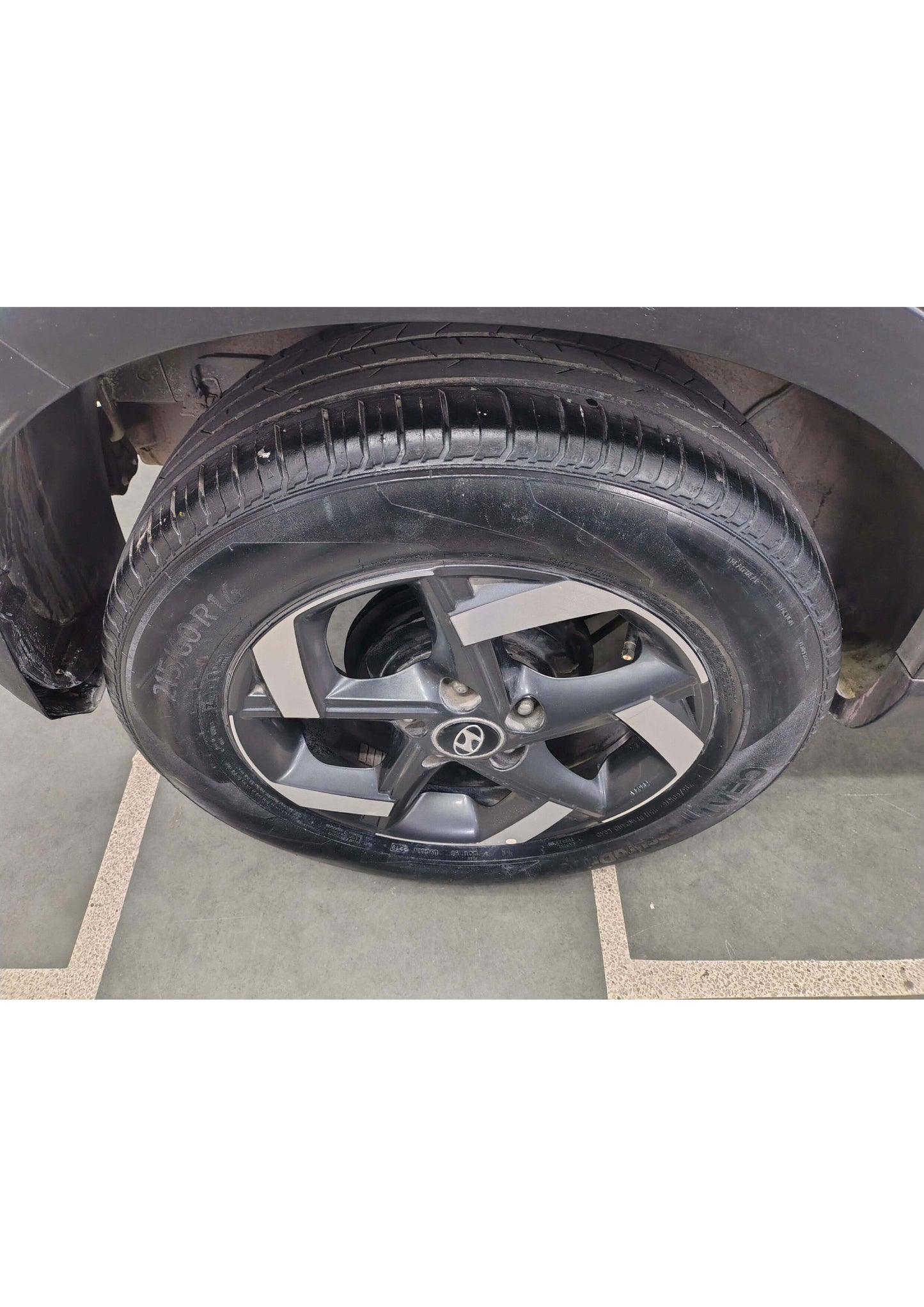 HYUNDAI VENUE TURBO SX 1.0 PETROL (2019)