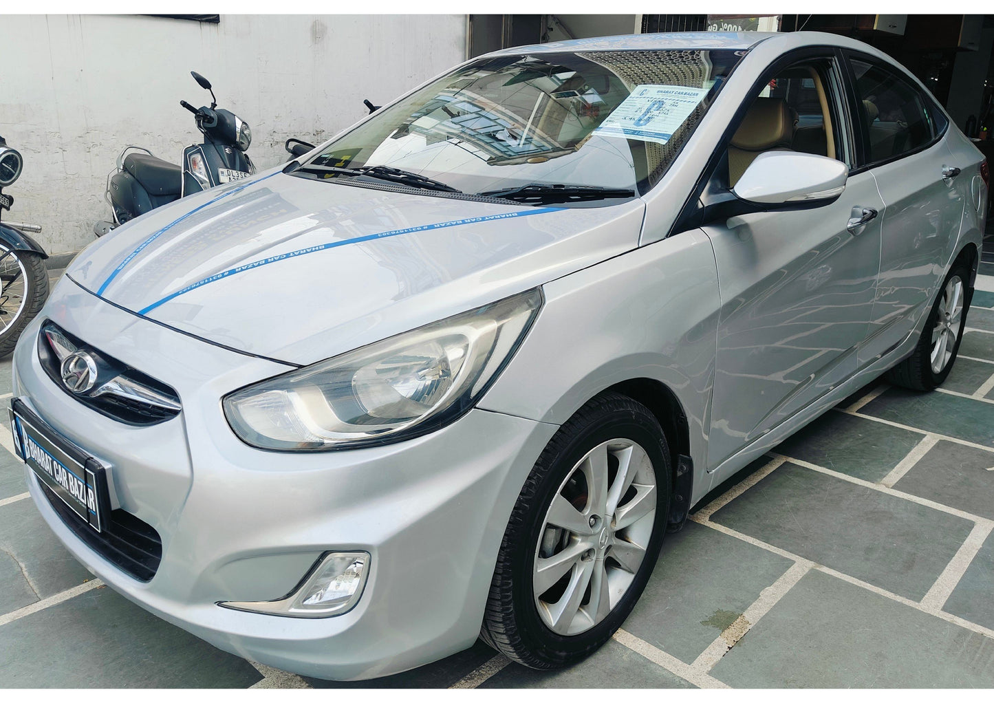HYUNDAI VERNA SX AUTO PETROL (2013)