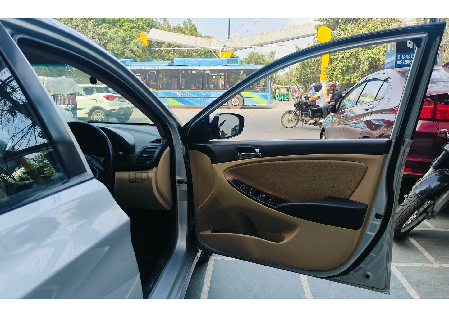 HYUNDAI VERNA SX AUTO PETROL (2013)