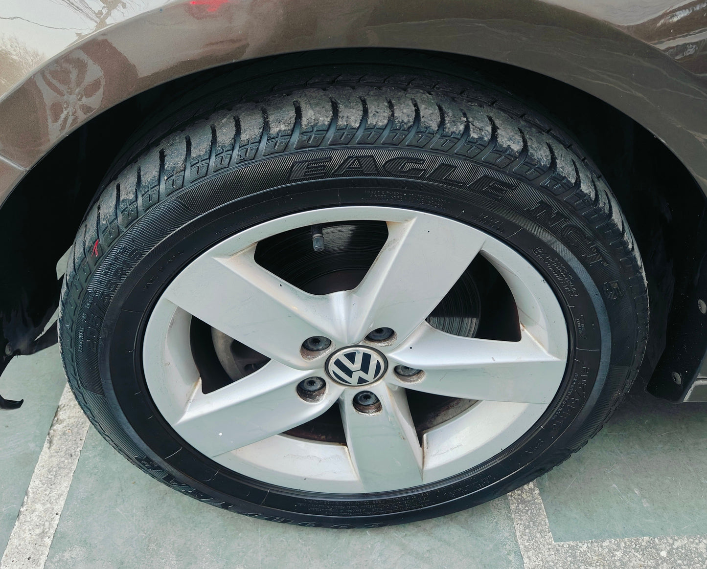 33,000 KMS VOLKSWAGEN JETTA TL MT PETROL (2013)