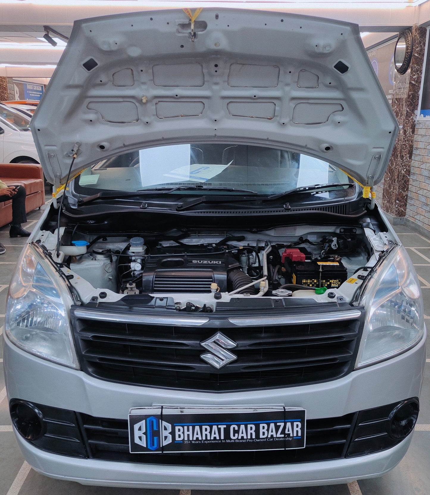 24,000 KMS MARUTI WAGONR LXI PETROL (2012)