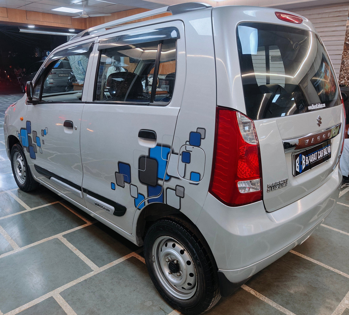 24,000 KMS MARUTI WAGONR LXI PETROL (2012)