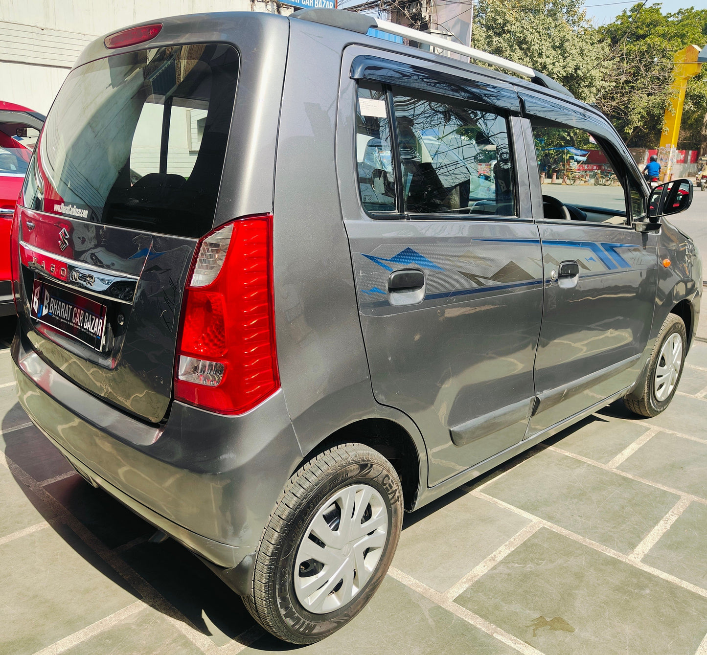 25,000 KMS MARUTI WAGONR LXI PETROL (2014)