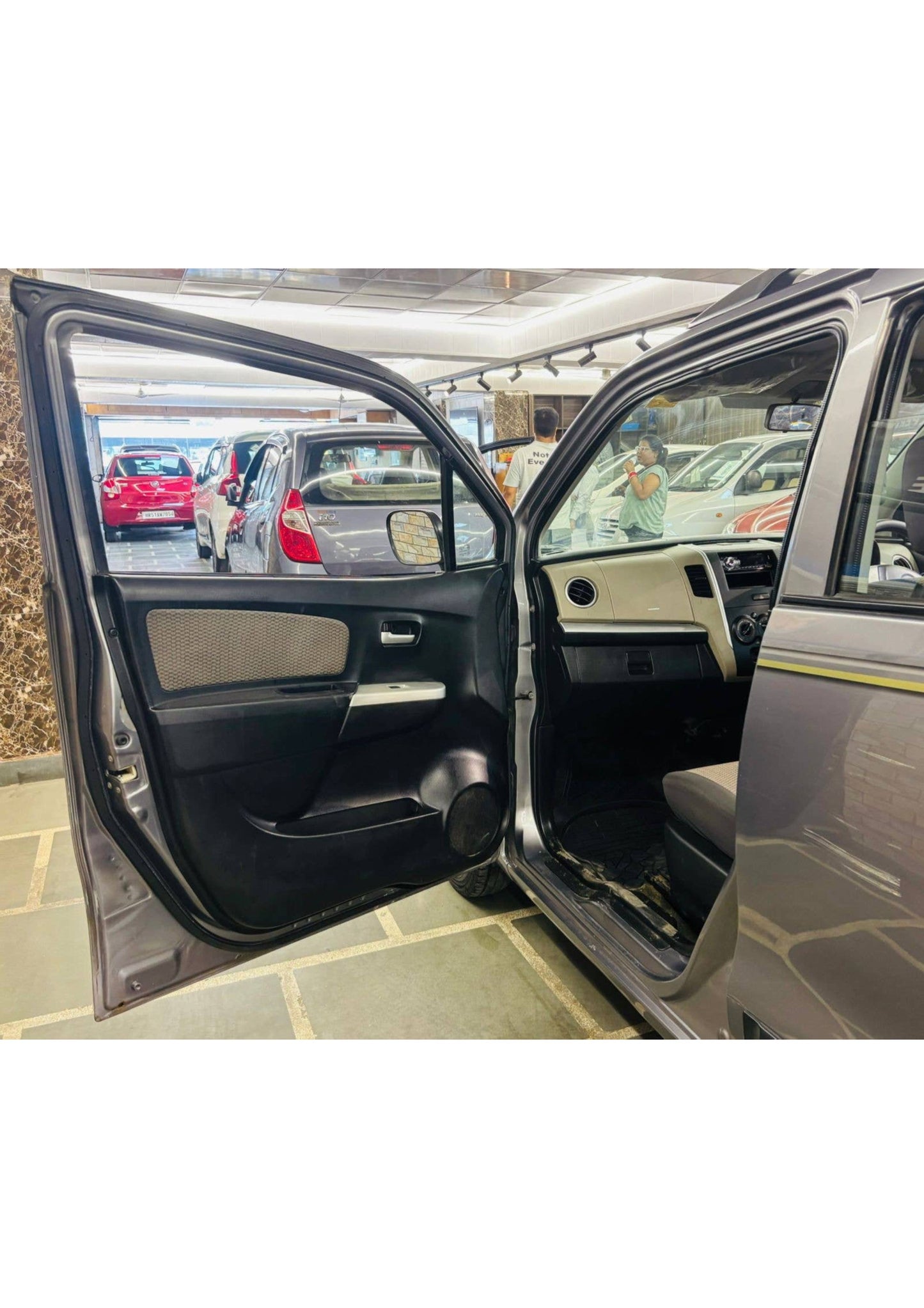 46,000 KMS MARUTI WAGONR LXI GREEN CNG (2017)