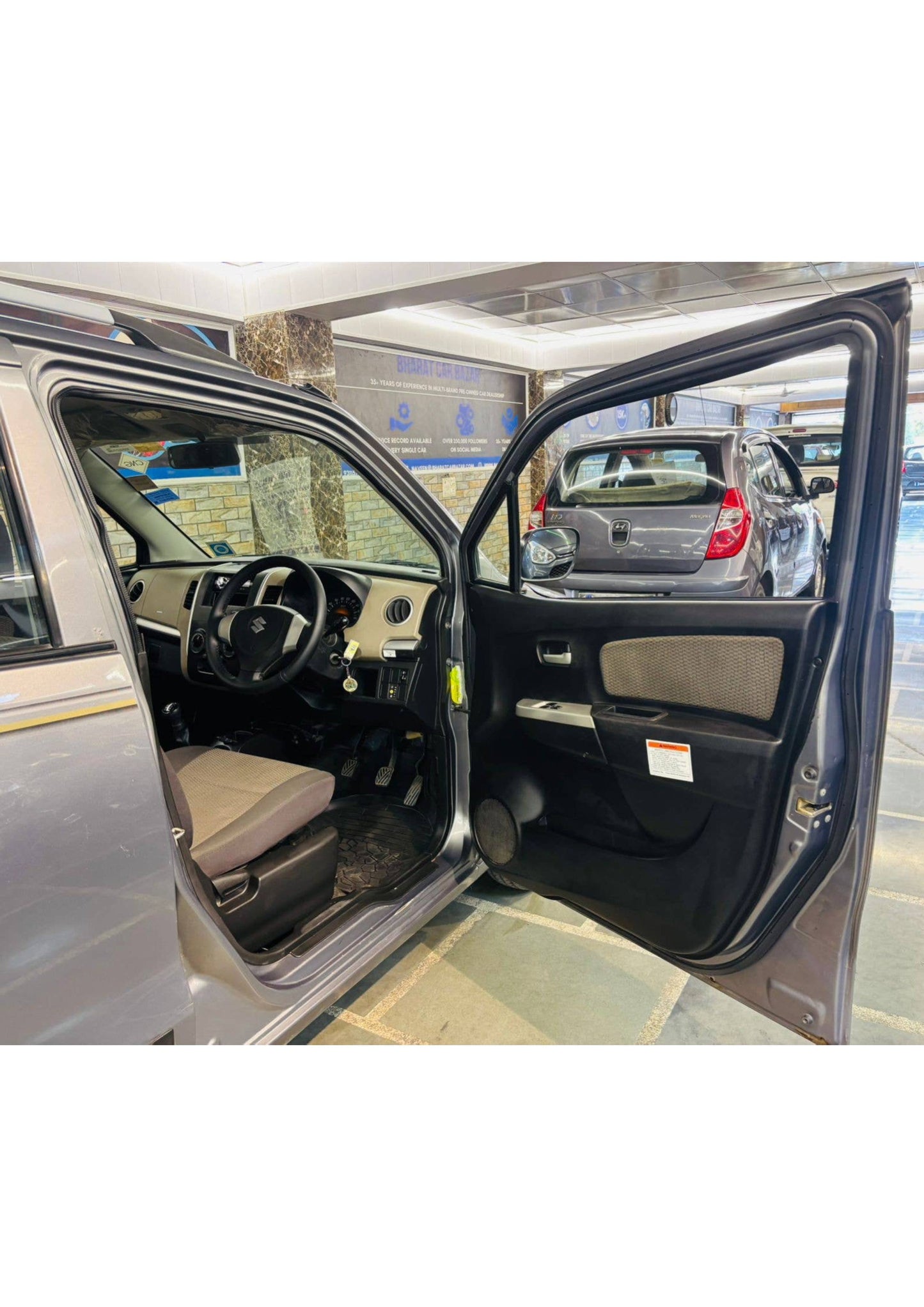 46,000 KMS MARUTI WAGONR LXI GREEN CNG (2017)