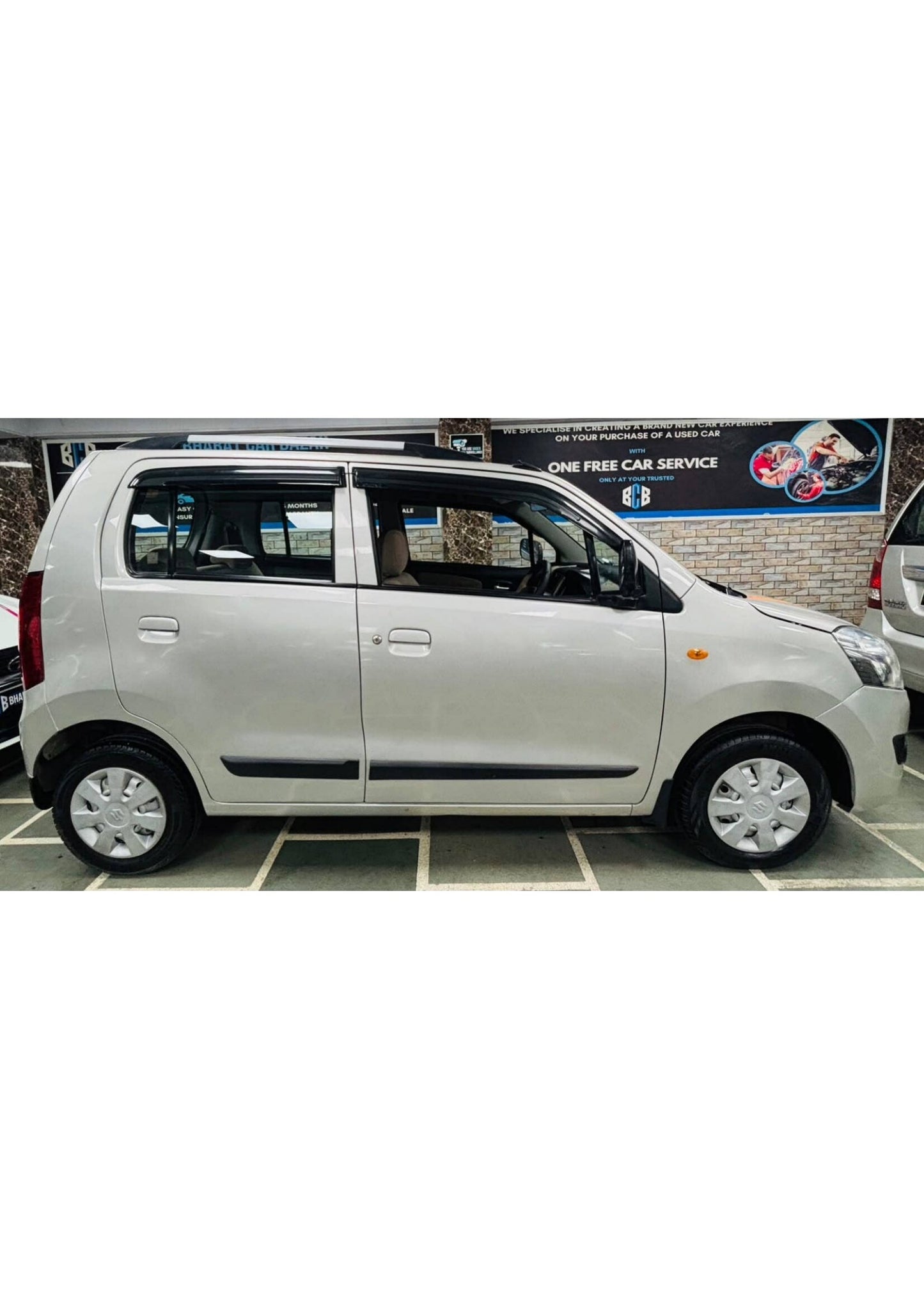 42,000 KMS MARUTI WAGONR LXI PETROL (2018)