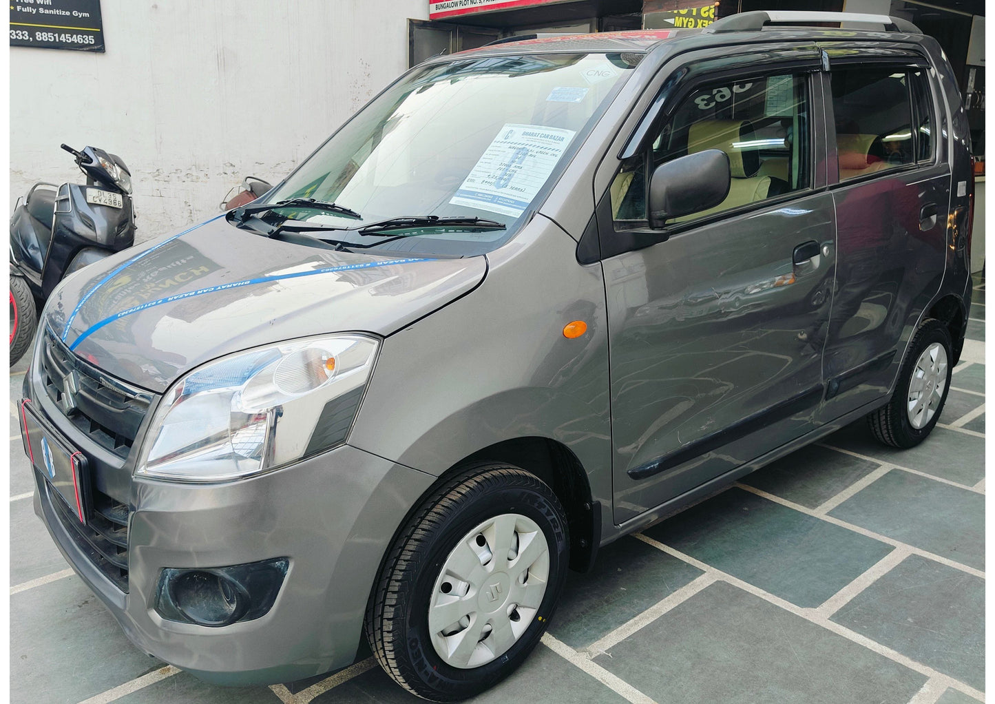 37,000 KMS MARUTI WAGONR LXI GREEN CNG (2018)