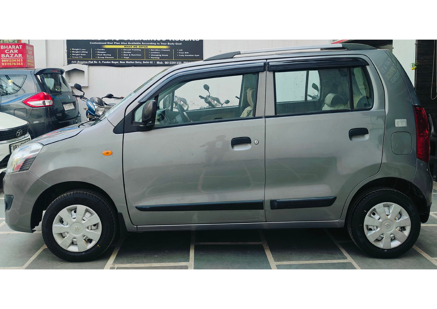 37,000 KMS MARUTI WAGONR LXI GREEN CNG (2018)