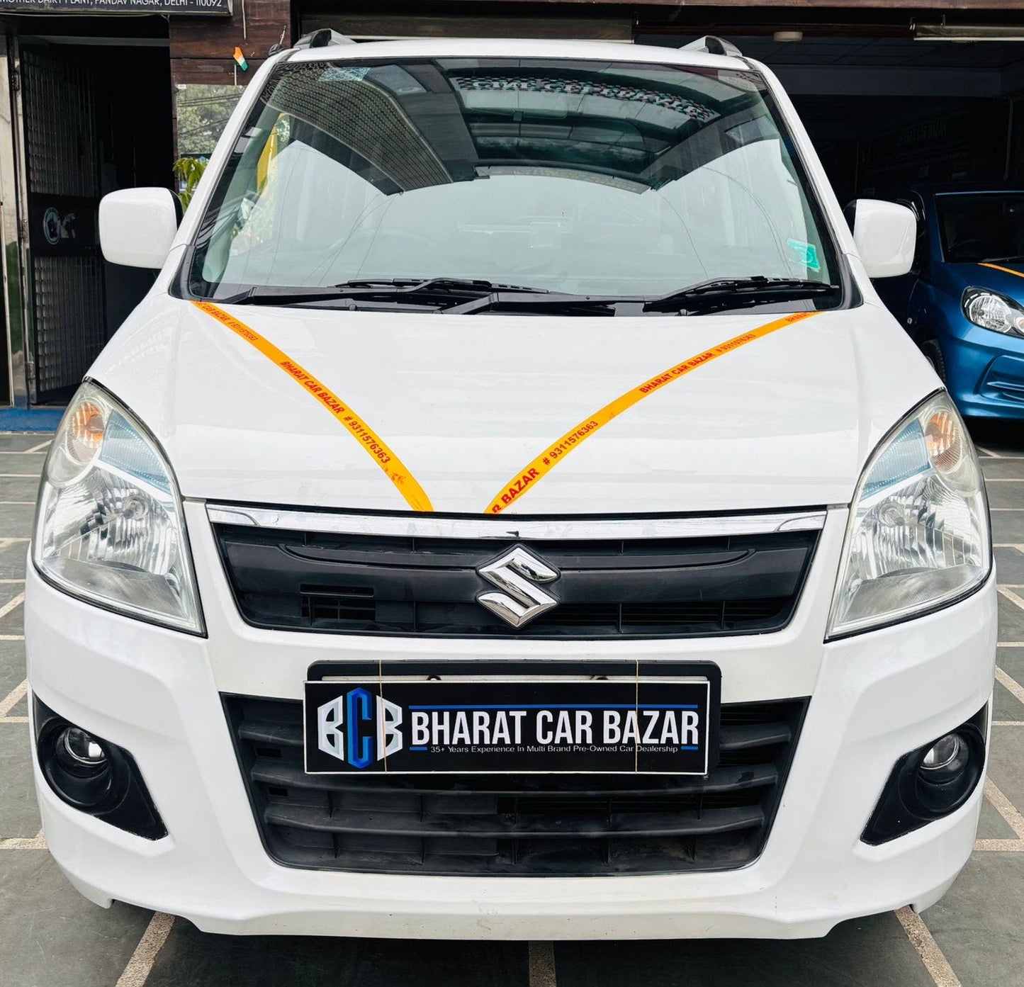 9,000 KMS MARUTI WAGONR VXI PETROL (2015)