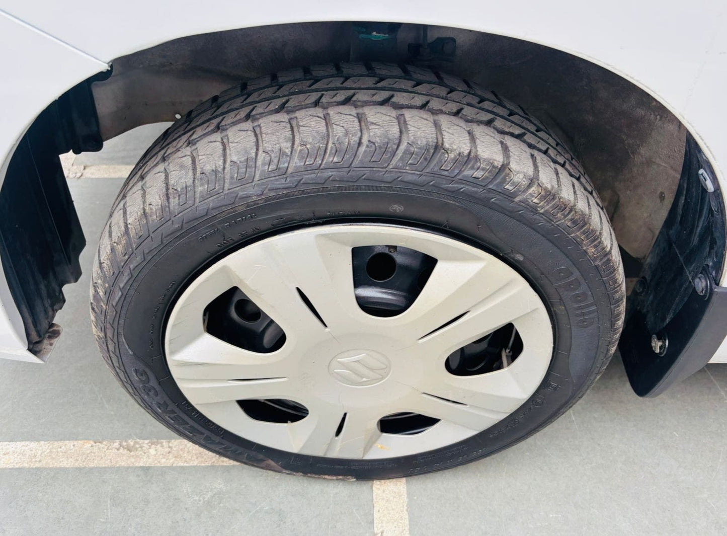 9,000 KMS MARUTI WAGONR VXI PETROL (2015)