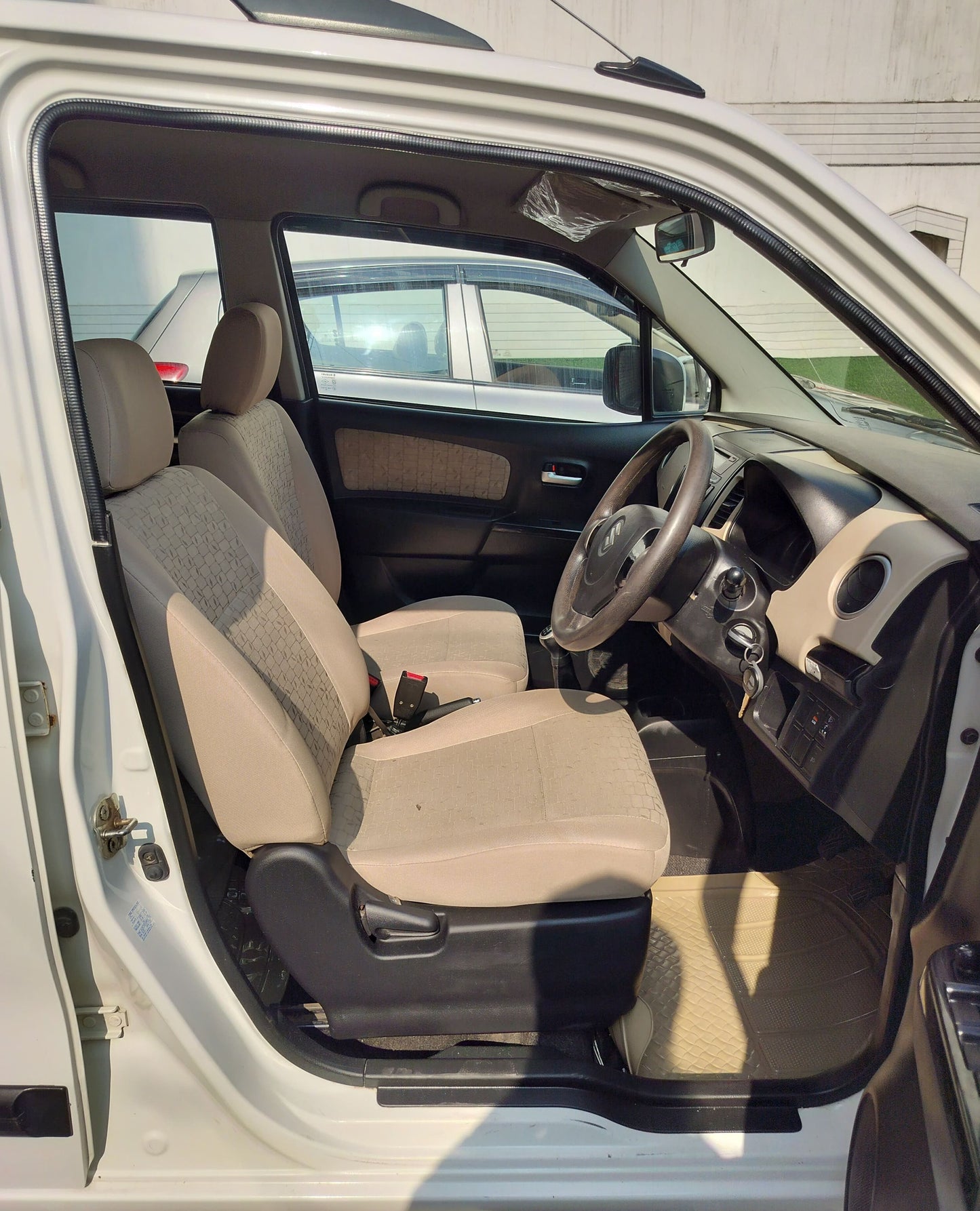 48,000 KMS MARUTI WAGONR VXI PETROL (2018)