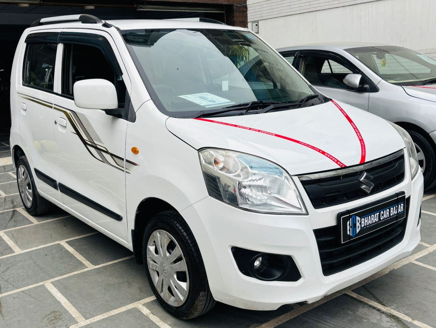 13,000 KMS MARUTI WAGONR VXI AUTOMATIC PETROL (2016)