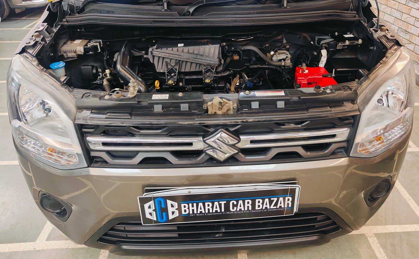 49,000 KMS MARUTI WAGONR VXI GREEN CNG (2024)