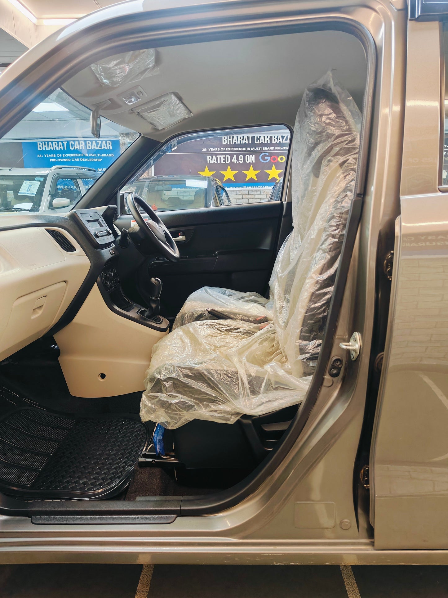 49,000 KMS MARUTI WAGONR VXI GREEN CNG (2024)