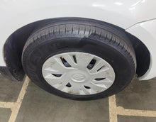 Load image into Gallery viewer, MARUTI SWIFT VXI PETROL VXI (2014)
