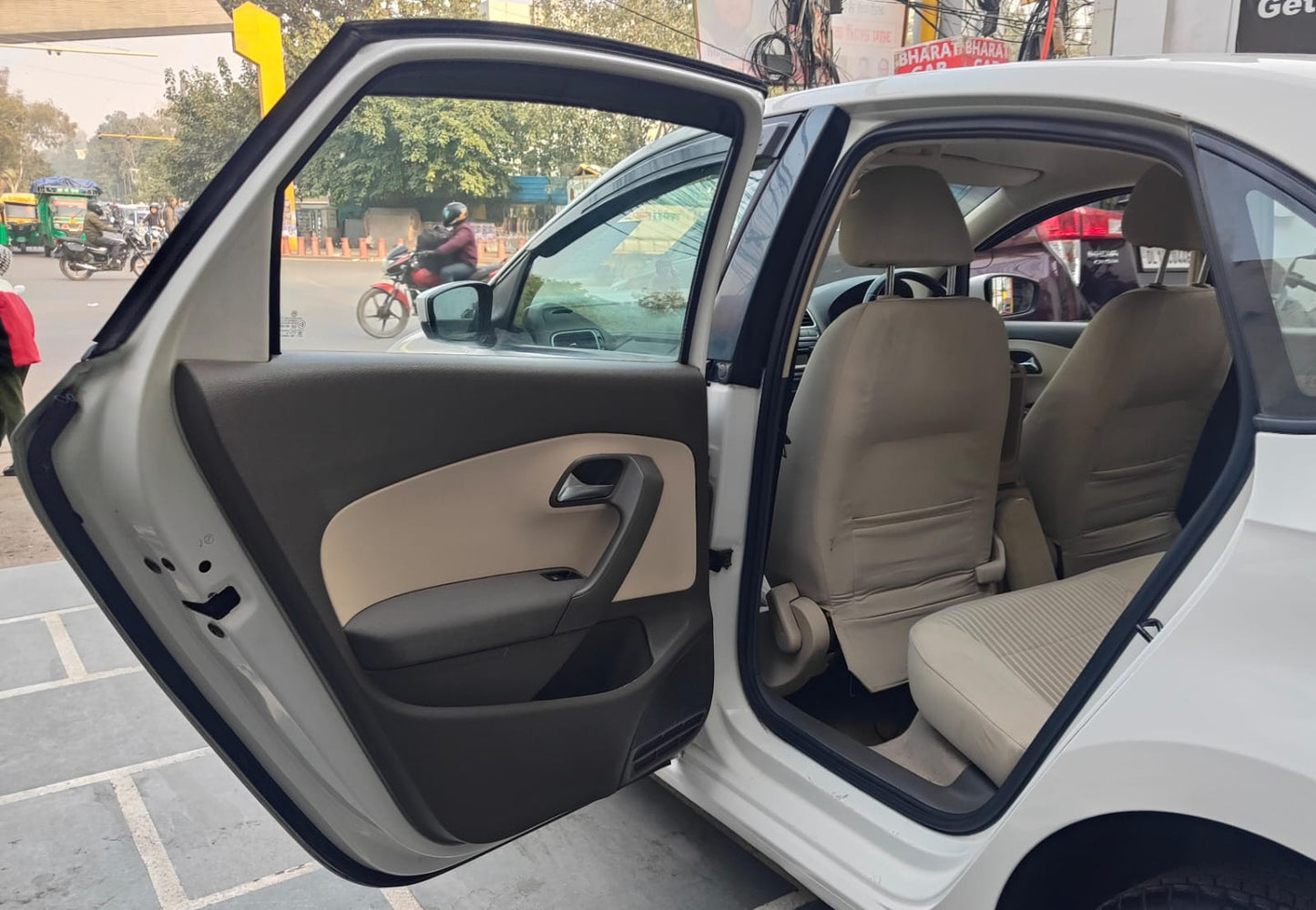 38,000 KMS VOLKSWAGEN VENTO MPI 1.6 PETROL (2010)