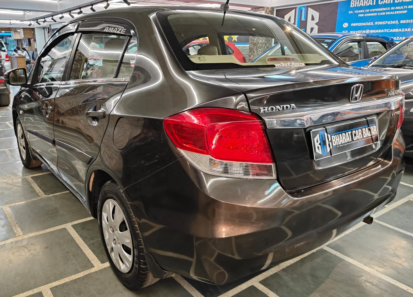 23,000 KMS HONDA AMAZE 1.2 S MT PETROL (2016)