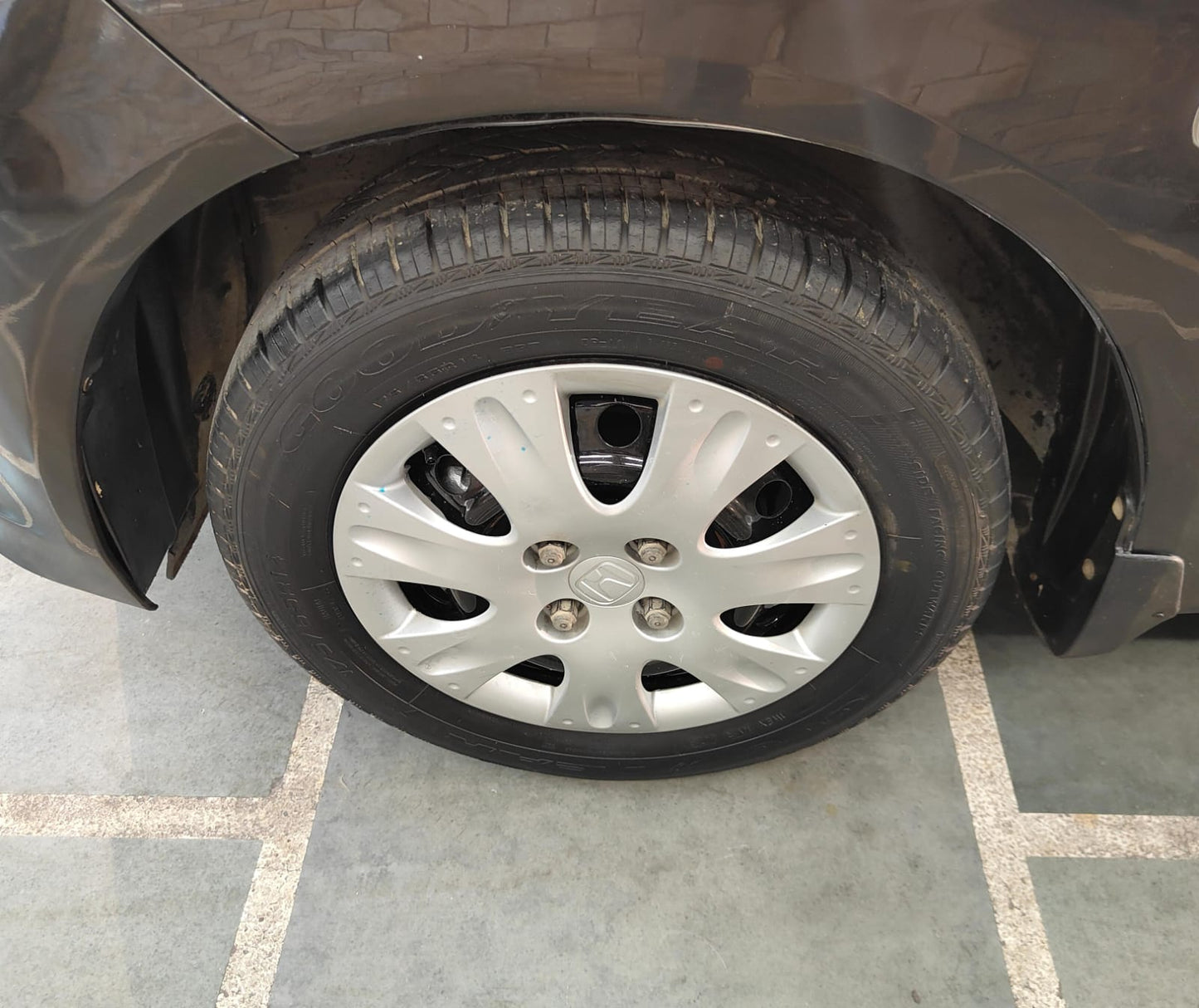 23,000 KMS HONDA AMAZE 1.2 S MT PETROL (2016)