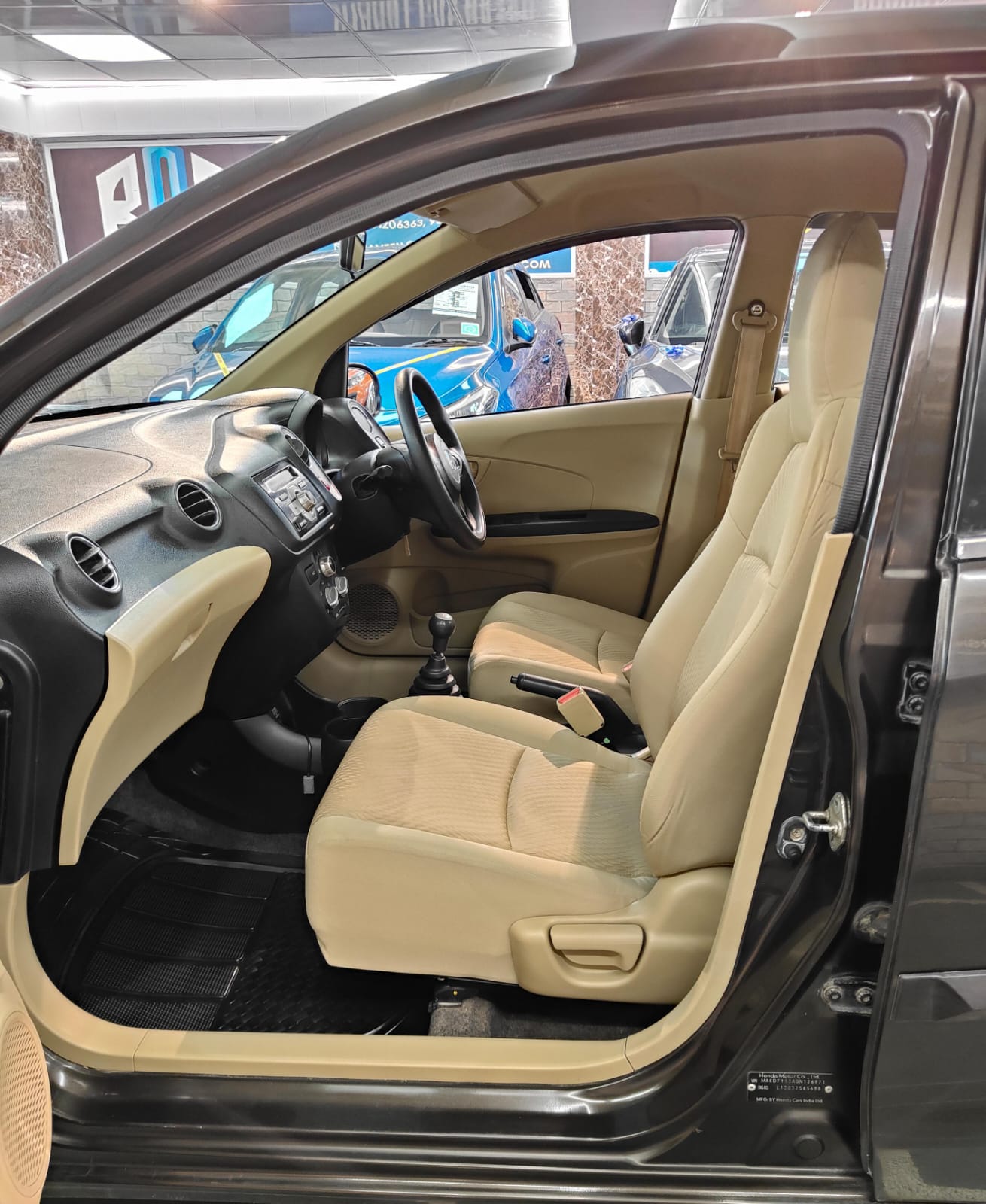 23,000 KMS HONDA AMAZE 1.2 S MT PETROL (2016)