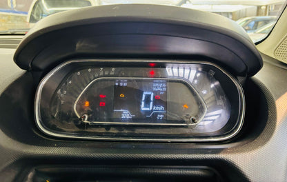 300 KMS TATA TIGOR XZ+ I-CNG (2023)