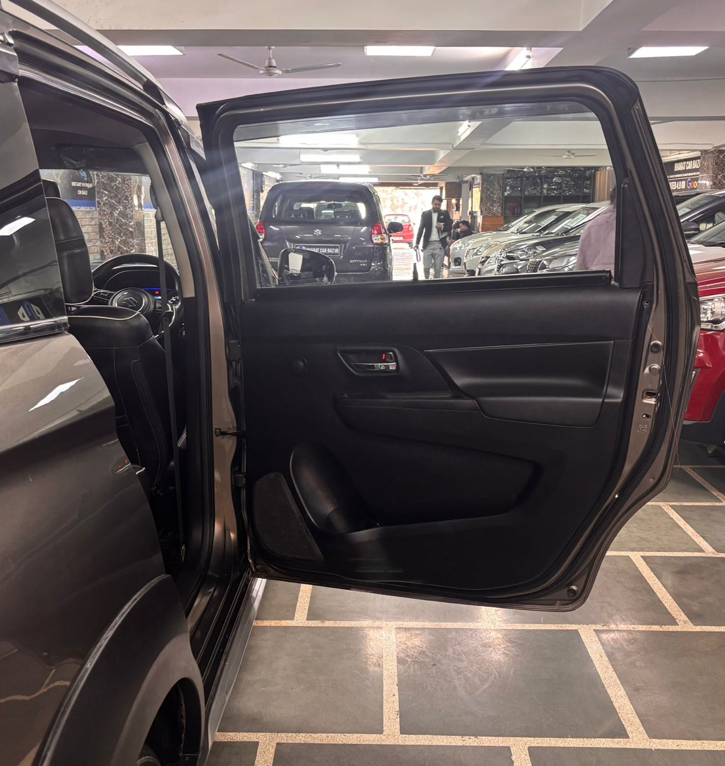 38,000 KMS MARUTI XL6 ZETA HYBRID PETROL (2020)