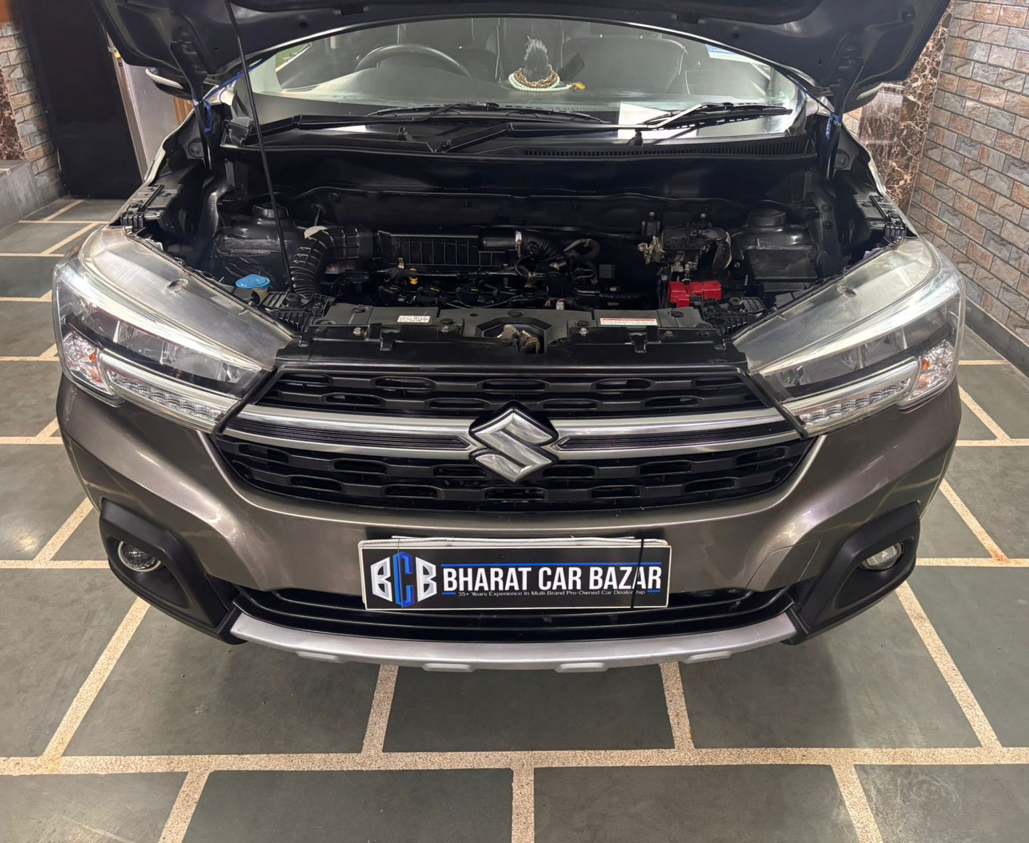 38,000 KMS MARUTI XL6 ZETA HYBRID PETROL (2020)