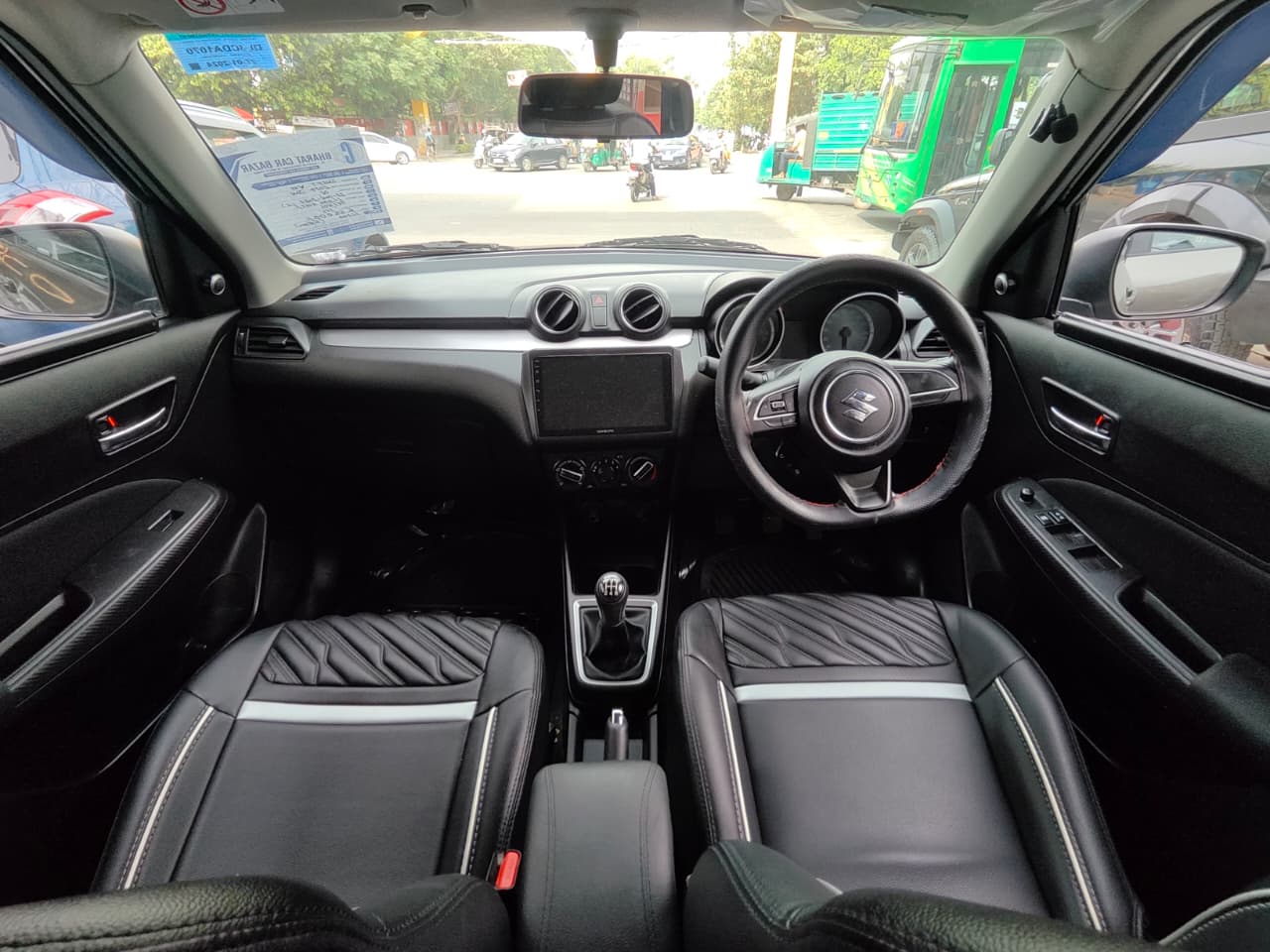 11,000 KMS MARUTI SWIFT VXI PETROL (2024)