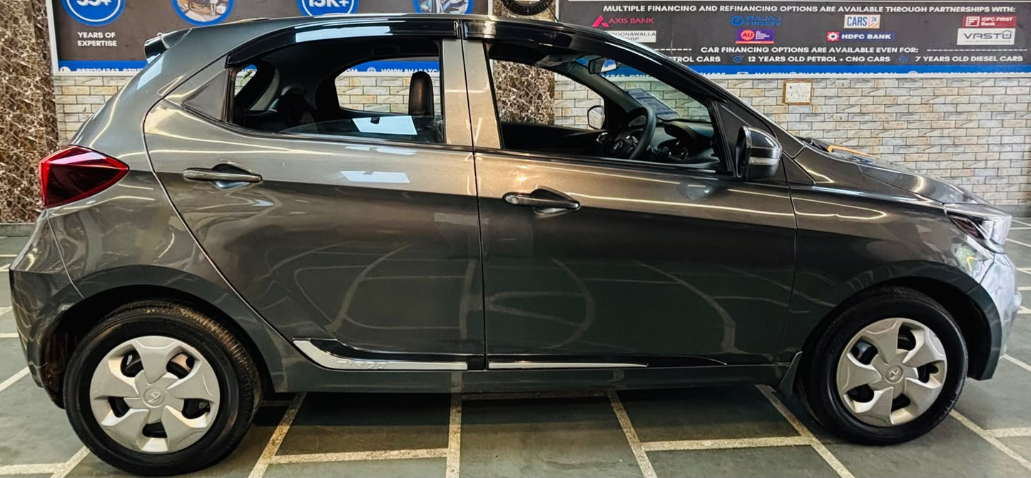 34,000 KMS TATA TIAGO 1.2 XT RTN PETROL (2020)