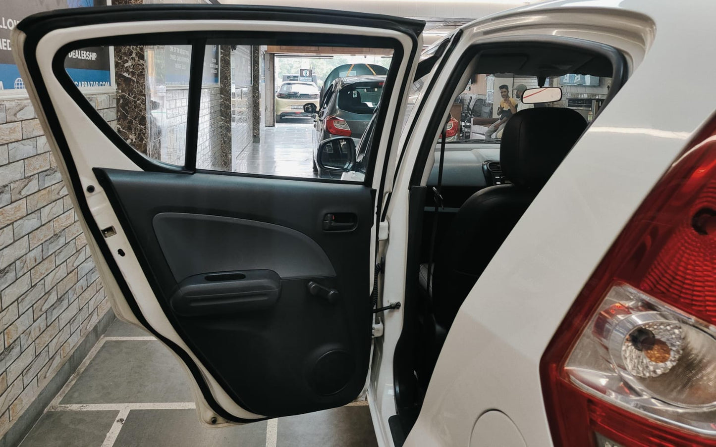 MARUTI RITZ LXI PETROL (2013)