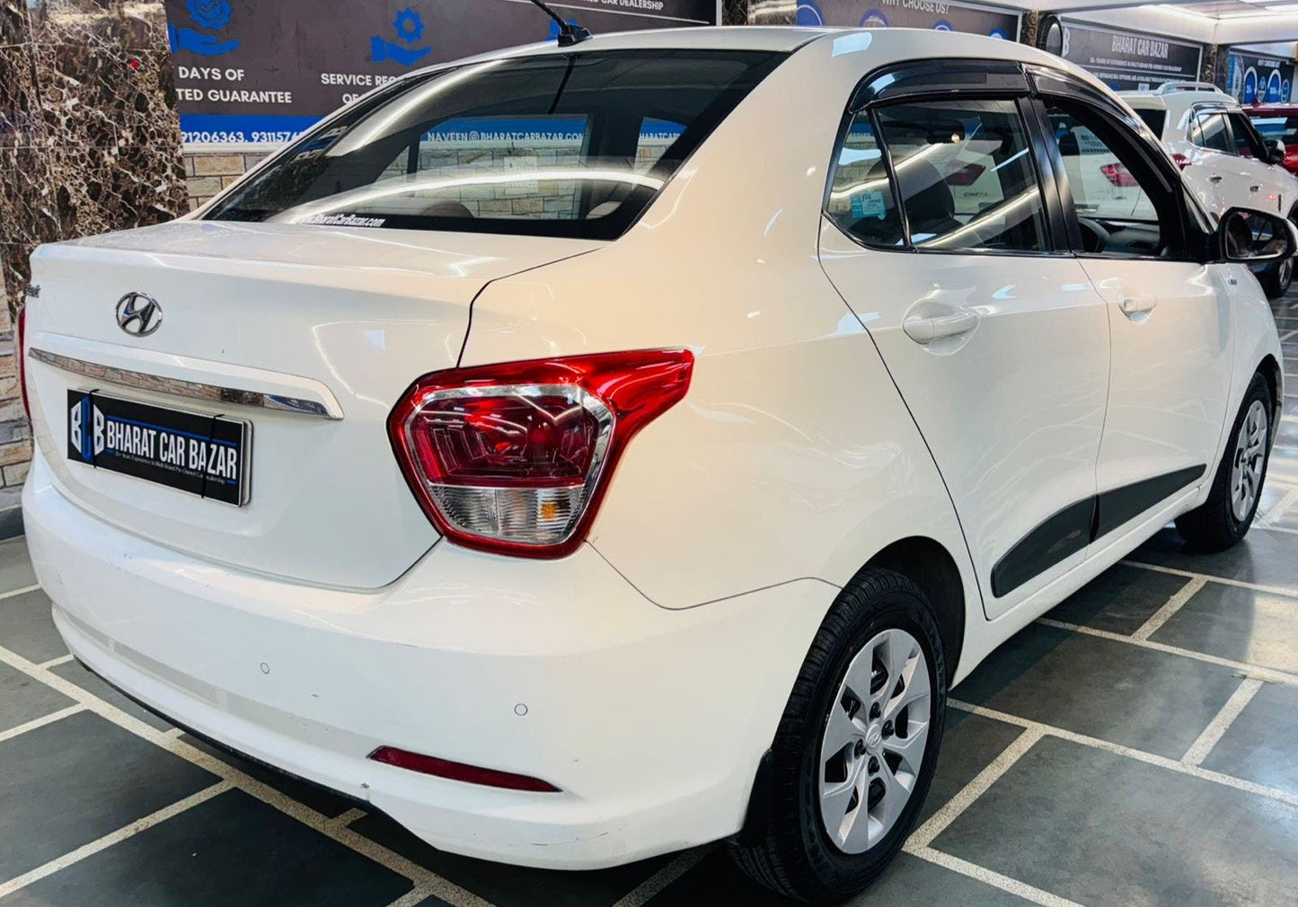 43,000 KMS HYUNDAI XCENT S PETROL (2015)