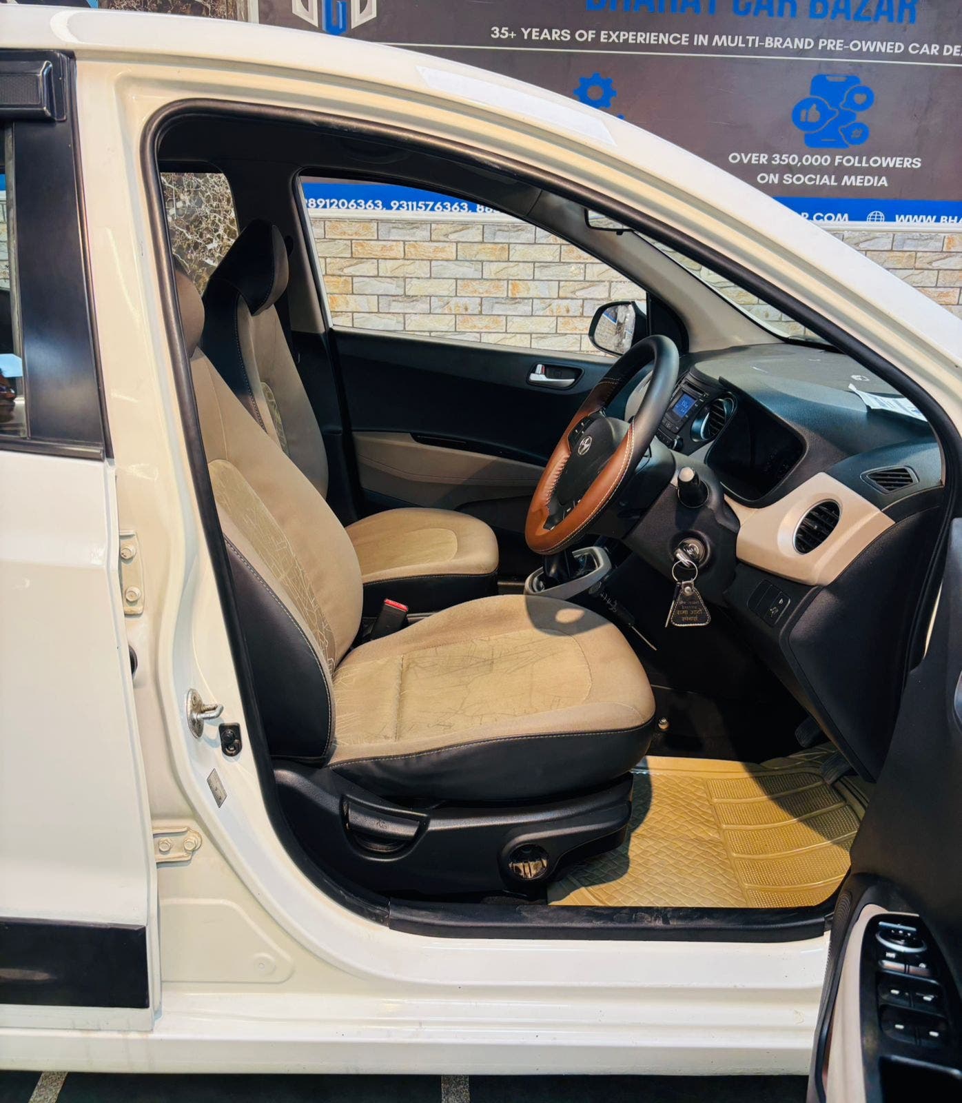 43,000 KMS HYUNDAI XCENT S PETROL (2015)