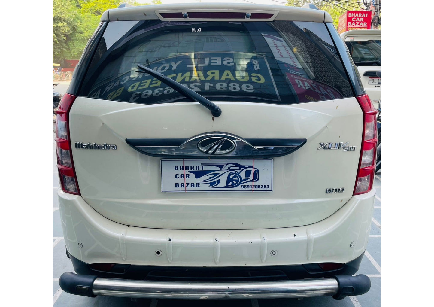 MAHINDRA XUV 500 W10 SUNROOF DIESEL (2016)