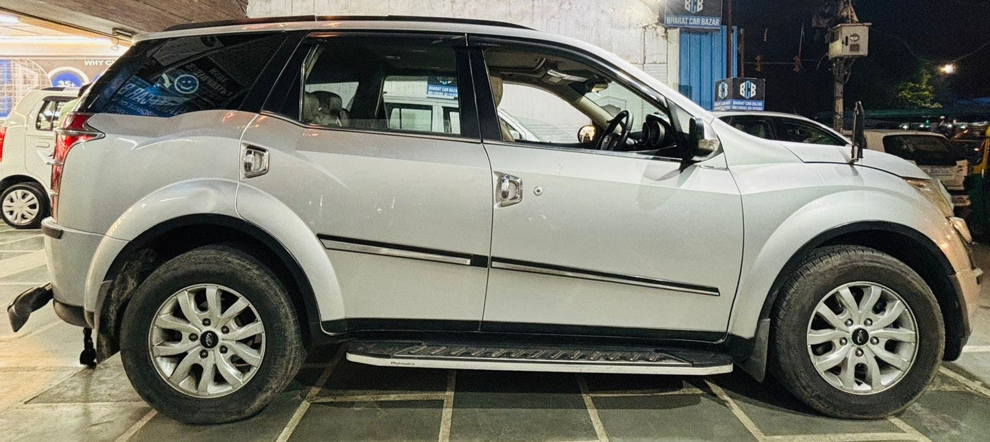 MAHINDRA XUV W10 DIESEL (2016)