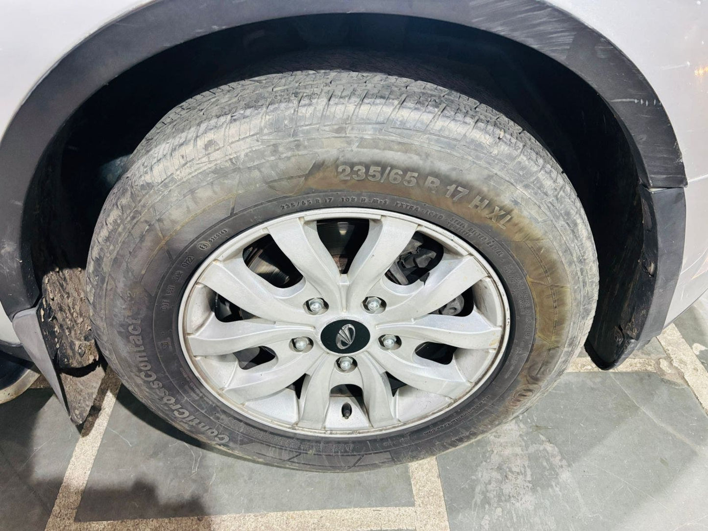 MAHINDRA XUV W10 DIESEL (2016)