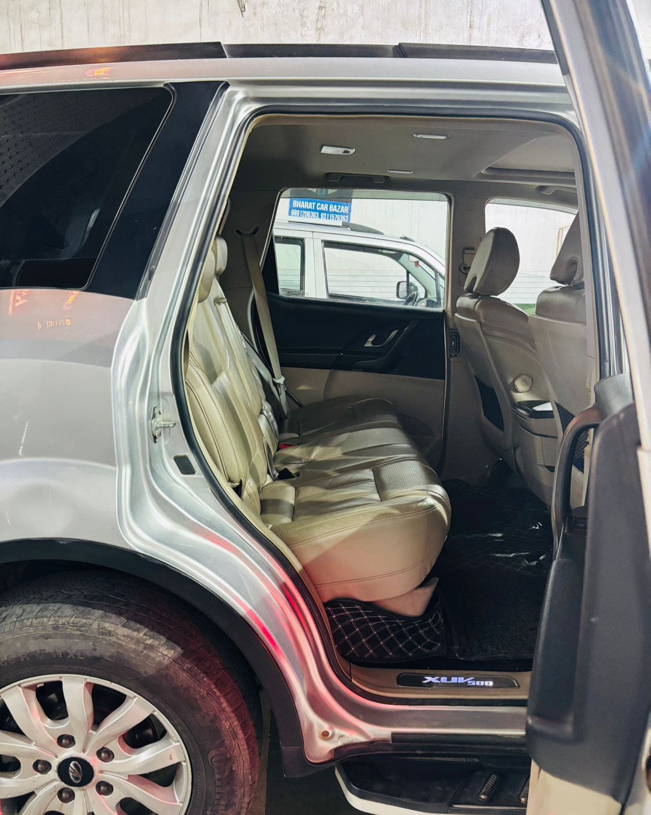 MAHINDRA XUV W10 DIESEL (2016)