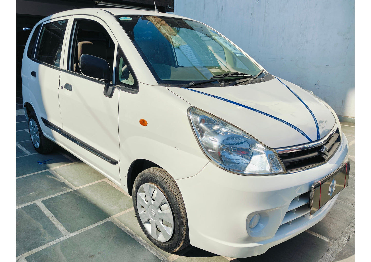 43,000 KMS MARUTI ZEN ESTILO LXI PETROL (2011)