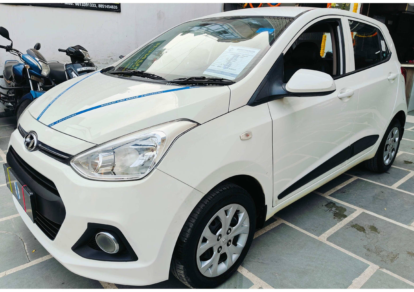 19,000 KMS HYUNDAI GRAND I10 MAGNA PETROL (2015)