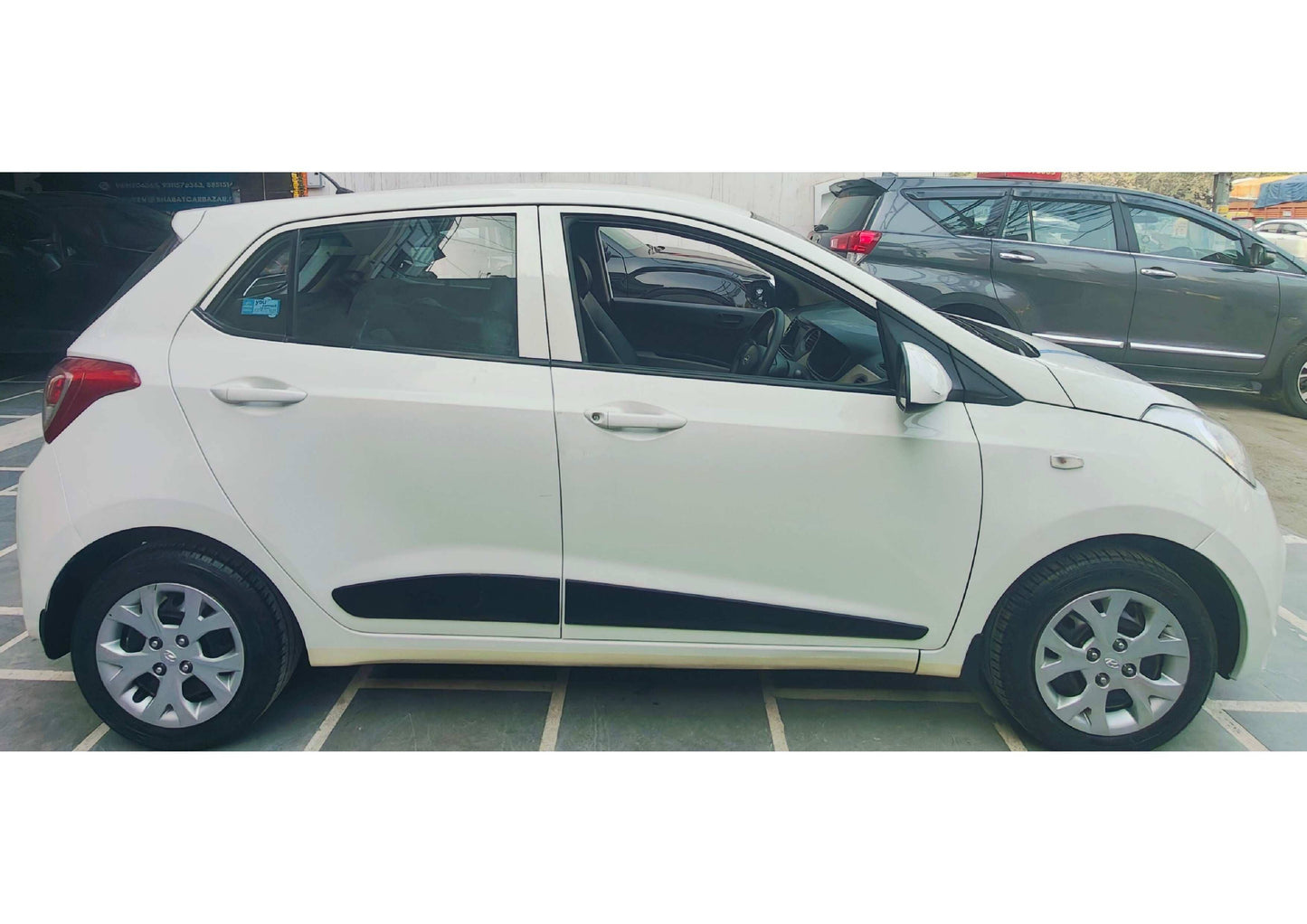 19,000 KMS HYUNDAI GRAND I10 MAGNA PETROL (2015)