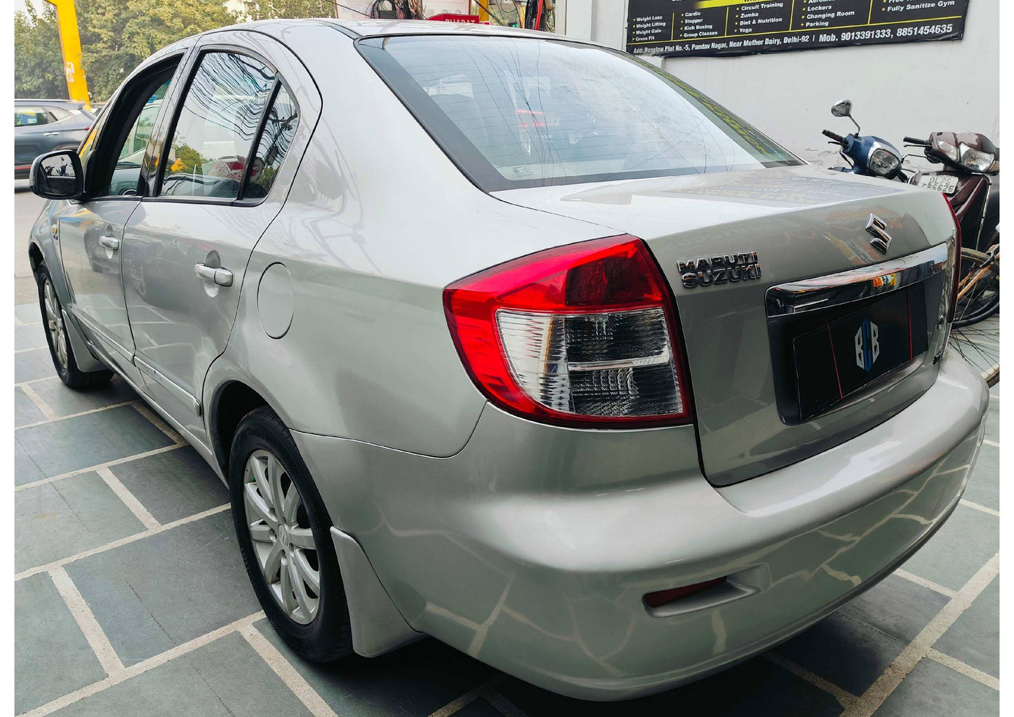 MARUTI SX4 ZXI PETROL (2010)